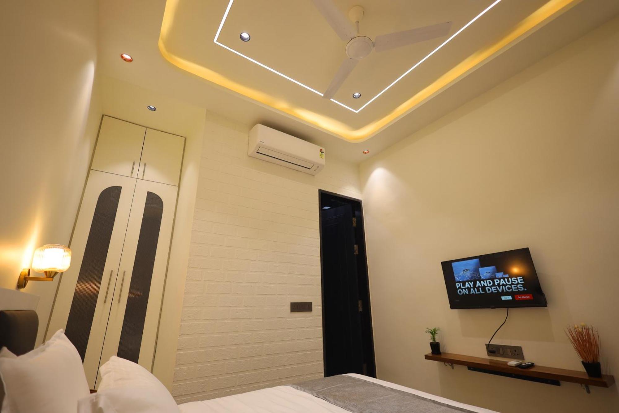 Narayana Homes Mathura Exterior photo