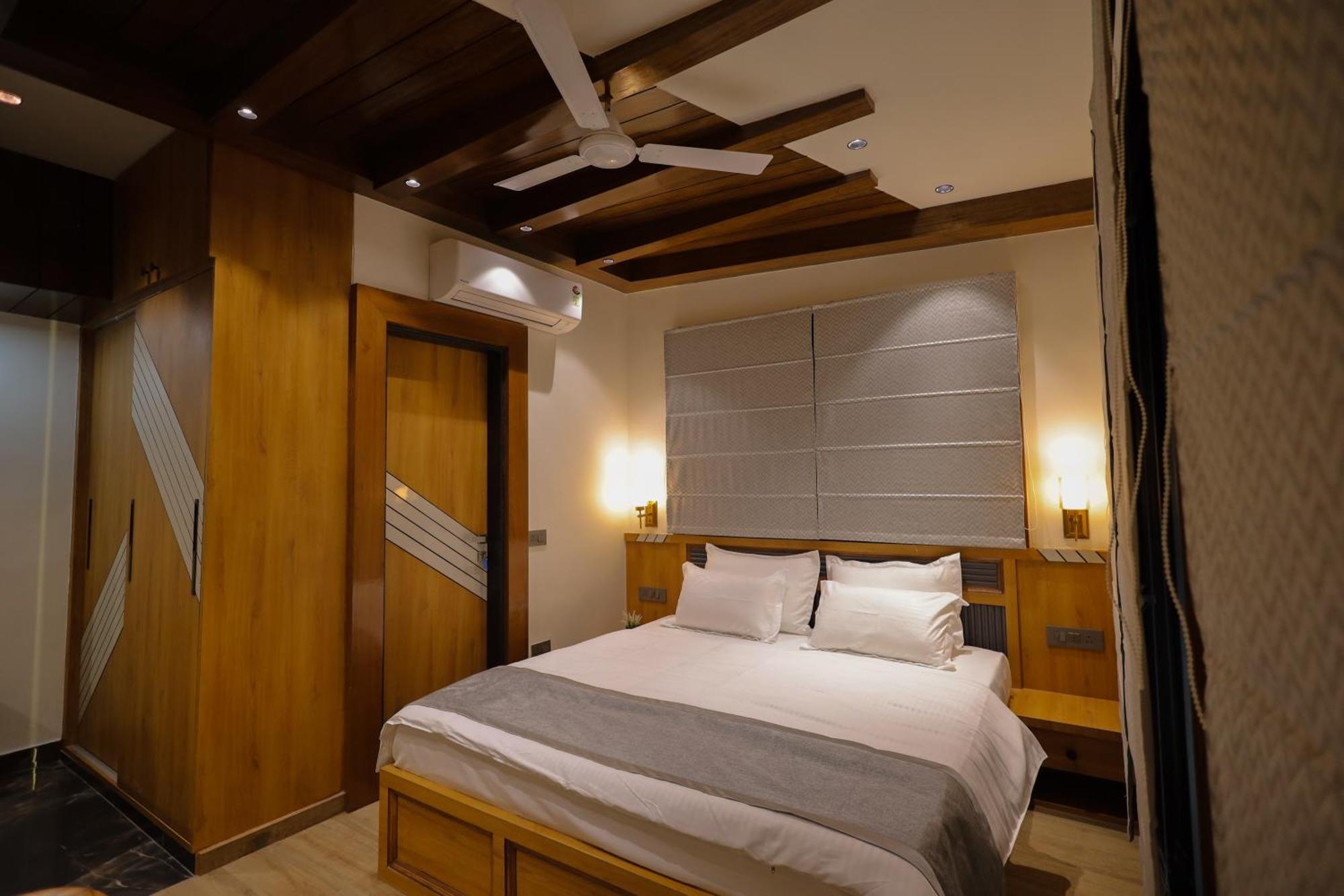 Narayana Homes Mathura Exterior photo